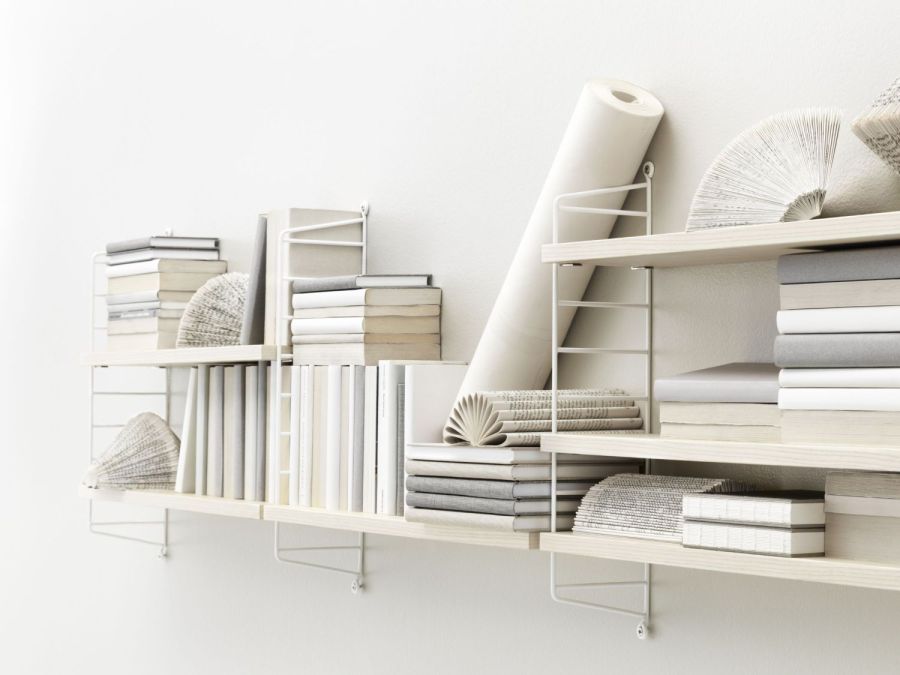 Bücherregal String im skandinavischen Design