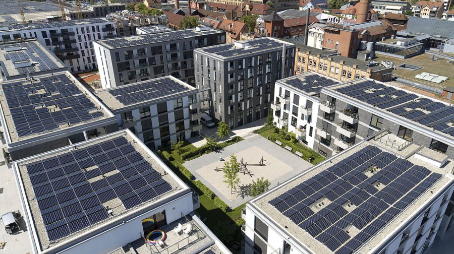 Klimaneutral bauen: Stadtquartier "Neue Weststadt" in Esslingen mit Photovoltaikanlagen auf den Dächern