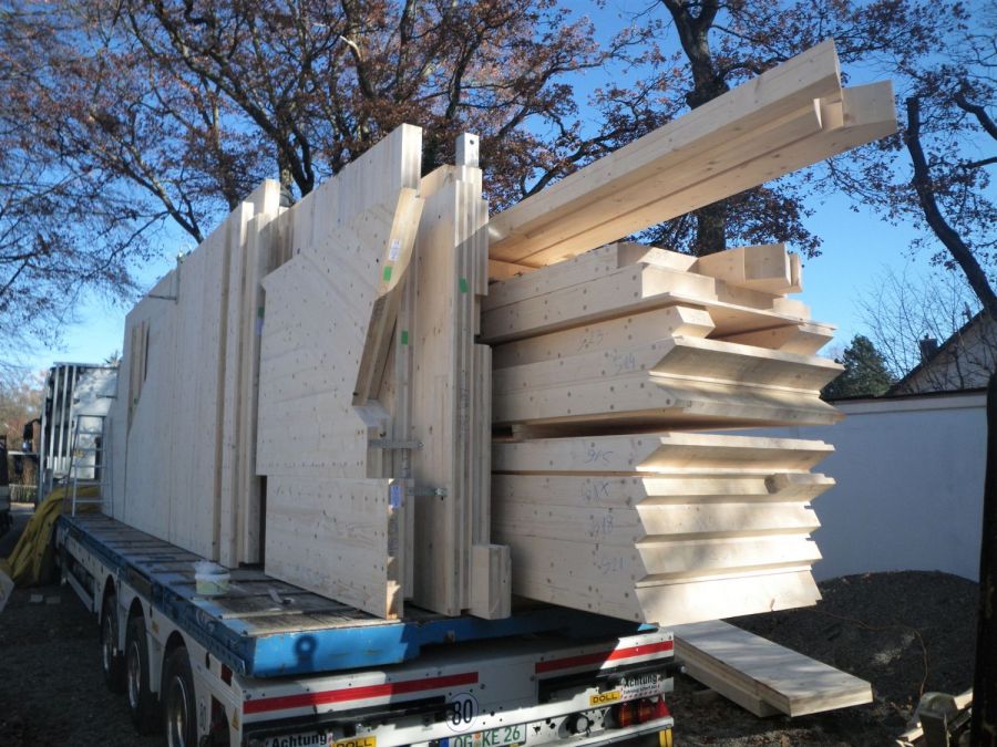 Holz Lieferung für Holzhaus